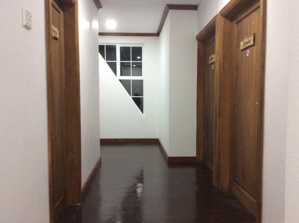 Tealeaf Acomodação com café da manhã Nuwara Eliya Exterior foto